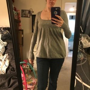 🦋3/$8 Hollister sweater